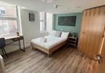 Location vacances  Gare de Bristol - Studio Flat Close to Queen Square - Flat 1a-1