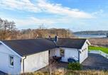 Location vacances Stenungsund - Amazing Home In Klövedal With Kitchen-1