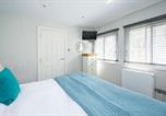 Location vacances  Gare de Bath - Dream Stays Bath - Queen Street Loft Apartment-2