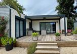 Location vacances Les Mathes - Modern and cosy ecolodge, shared heated pool, Les Mathes-3