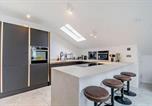 Location vacances  Gare de Cheltenham - Beautiful home in central Cheltenham-3