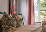 Location vacances Gare de Bognor Regis - Huge 6-bed Luxury House with off-road Parking-4