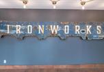 Location vacances  Canada - Be Close To Chinatown When You Are In The Ironwork Building-1