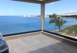 Location vacances Povljana - Beachfront penthouse Pearl-2