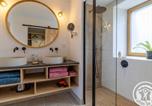 Hôtel Briollay - Chambre d'hôtes avec piscine et petit-déjeuner proche d'Angers - Fr-1-622-84-2