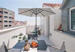 Location vacances Lisbon - Chalay - 1 bedroom and terrace in Santo António-1
