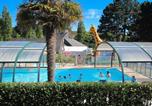 Camping avec Ambiance club Brignogan-Plage - Camping Paradis Les Capucines-1