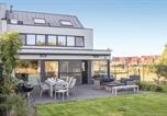 Location vacances Ruiselede - 4 Bedroom Awesome Home In Brugge-1