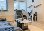 Location vacances Schwerin - 2 Bedroom Nice Apartment In Schwerin-2