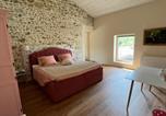 Hôtel Donzère - La Bergerie des Amandiers Chambres et Table d'Hôtes-2