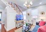 Location vacances Oxon Hill - Rare 3 Bdr Heart of Old Town Walk to King St-2
