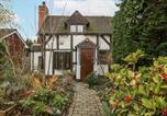 Location vacances  Gare Foregate de Worcester - Magpie Cottage-1