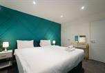 Location vacances Reading - Free parking Sleeps 9 Fully Equipped Playroom-2