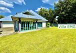 Location vacances Dorsten - Ferienhaus Villa Emg Gelsenkirchen nah Essen Dortmund mit Pool und Garten für Familien Gruppen bis 21 Personen-1