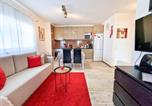 Location vacances  Barrage de l'Arade - Apartment Praia Rocha Seashell-1