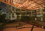 Location vacances  bhatpara - Xf134 Siddha Xanadu Studio apartment with Terrace-4