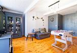 Location vacances Saint-Martin-de-Varreville - ​Forrest Guest House - À 10 min de la plage-3