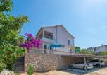 Location vacances Vransko - Apartments Calida A-1