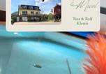 Location vacances Bruttig-Fankel - Residenz Moselzauber - Ferienwohnungen mit Pool Landschaft-1