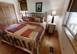 Location vacances Taos - Big Elk Horn Lodge- Pet Friendly - Wifi - On the River - Fireplace - Game Room-2
