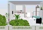 Location vacances  Gare de Rosenheim - Palmen Apartment direkt in Bad Aibling-2