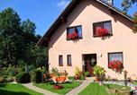 Location vacances Neuhaus am Rennweg - Ferienwohnung Am Apelsberg-2