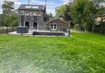 Location vacances Le centre nature de Botrange - Spacious chalet in Jalhay with jacuzzi-1