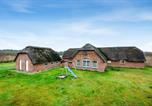 Location vacances Øby - Large 18-Person Pool House With Activity Room, Built In 2011,-3