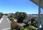 Location vacances  Afrique du Sud - Portswood Mews - Chic White Studio Apartment Green Point-3