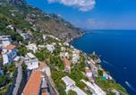 Location vacances  Province de Salerne - Palazzo Rocco Penthouse White Moon in Love-1