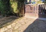 Location vacances  Alpes-de-Haute-Provence - Maison conviviale avec jardin à Revest-des-Brousses-2