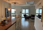 Location vacances Tel Aviv - Seaside Court Retreat By Israpart-1