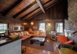 Location vacances Antey-Saint-André - Maisonnette-1
