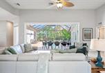 Location vacances  Everglades - Tivoli Paradise Salt Pool & Spa Villa with a Water View! King Beds!-4