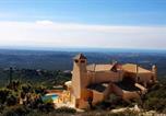 Location vacances  Salir - Elegant family house in Loulé with private pool-2
