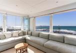 Location vacances Chapman's Peak - Spacious Front Row Kalk Bay Apartment with views-2