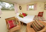 Location vacances Llanfrynach - Tilly Gypsy-style Caravan Hut-3