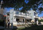 Location vacances Kukljica - Apartments by the sea Kukljica, Ugljan - 8400-1