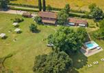 Location vacances  Province de Grosseto - Relaxing Family Podere Delle Rose Pool & Garden-2