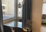 Location vacances Helsinki - Apartments 2 minutes from Kamppi City Center, sauna and balcony-3