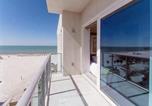 Location vacances Clearwater - Modern Codo With 2 Bedrooms and 3 5 Baths-1