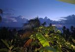 Location vacances  Palm Island ou Ile Prune - Emmanuel's Country Villa with private yard-2