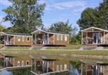 Location vacances Agen - Chalet Confort 4 Pers avec Terrasse - Api-1-52-866-2