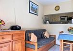 Location vacances Bord de mer de Le Lavandou - Appartement Climatisé avec Terrasse - 100m de la Plage - 4 couchages - Parking et Ménage Inclus - Fr-1-251-444-3