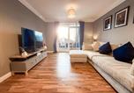 Location vacances  Royaume-Uni - Riverside 1bd - Balcony & Parking Hydro Secc-1