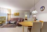 Location vacances Binz - Fewo direkt am Strand , mit Balkon und seitlichem Meerblick, Haus Strelasund, Binz-4