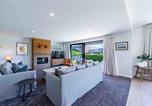 Location vacances Wanaka - Serenity Haven: Retreat with Panoramic Views-4
