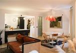 Location vacances  Hauts-de-Seine - Nice 95 m through-planning in the city centre-1