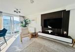 Location vacances Trearddur - Marina Sea View Apt - Second Floor With Lift, Modern-4
