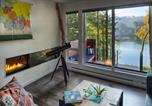 Location vacances Chilliwack - Silver Lake Cabin #83 - Lakeside - Hot Tub - Wi-Fi-2